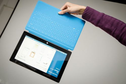 從Surface產(chǎn)品看計算機軟硬件市場的未來趨勢